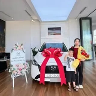 Hoạt động tư vấn và giao xe Mazda tại Quảng Nam 6